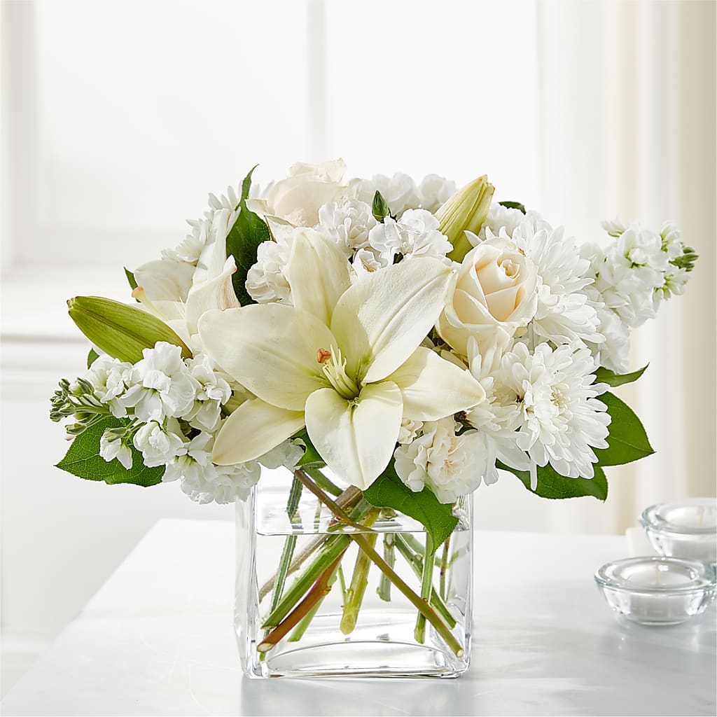 Gentle Breeze Bouquet – Main Street Floral, Superior NE