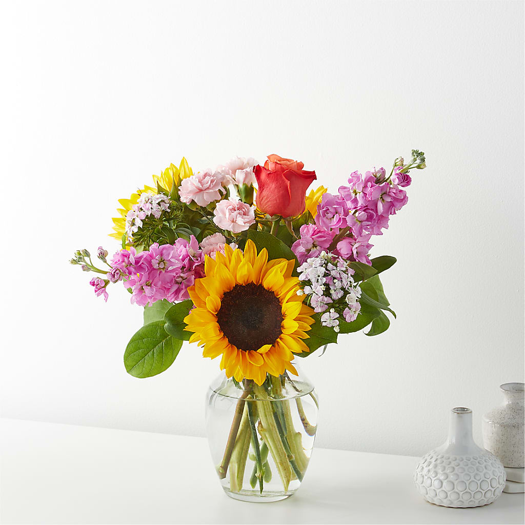 Yellow Brick Road Bouquet – Main Street Floral, Superior NE