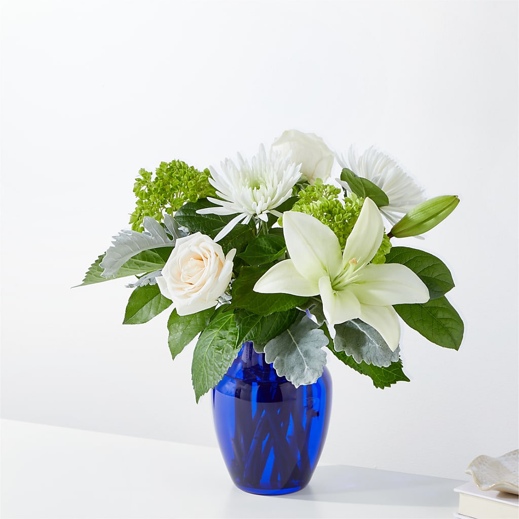 Snowy Dreams Bouquet – Main Street Floral, Superior NE