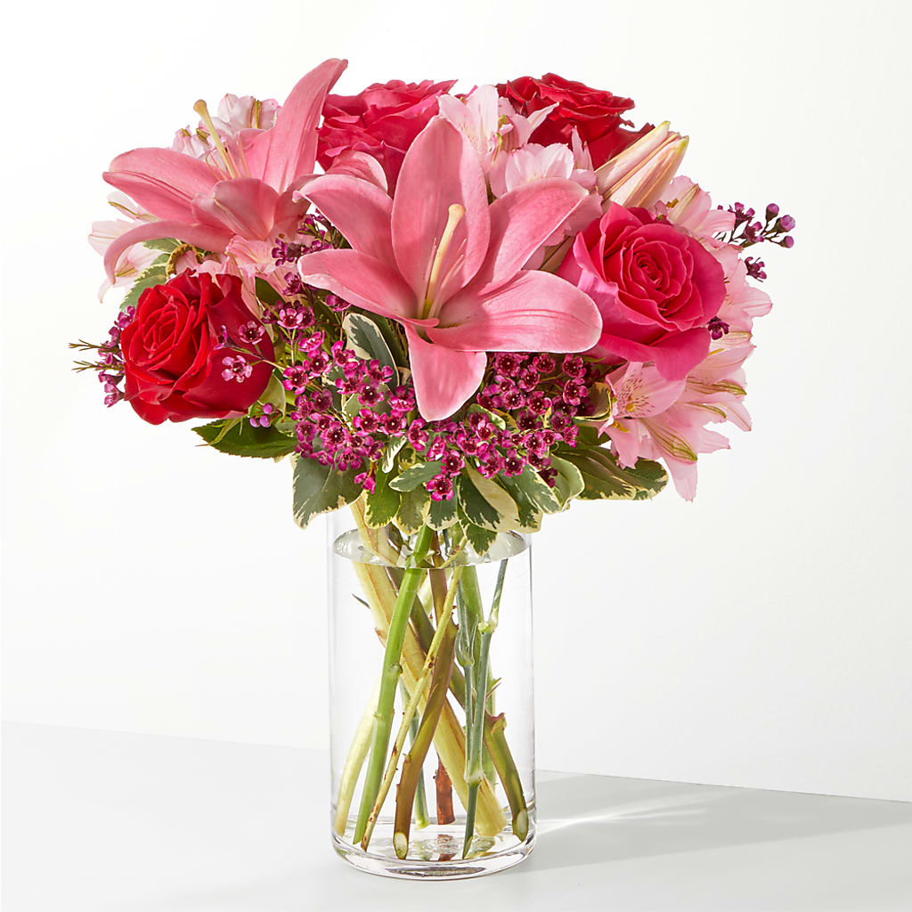 Lucky in Love Bouquet – Main Street Floral, Superior NE