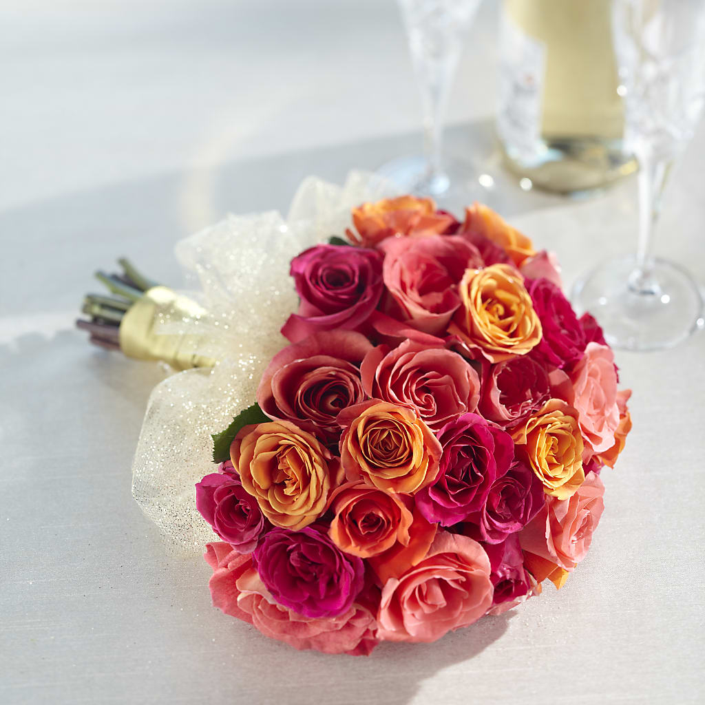 Sweet Roses Bouquet – Main Street Floral, Superior NE