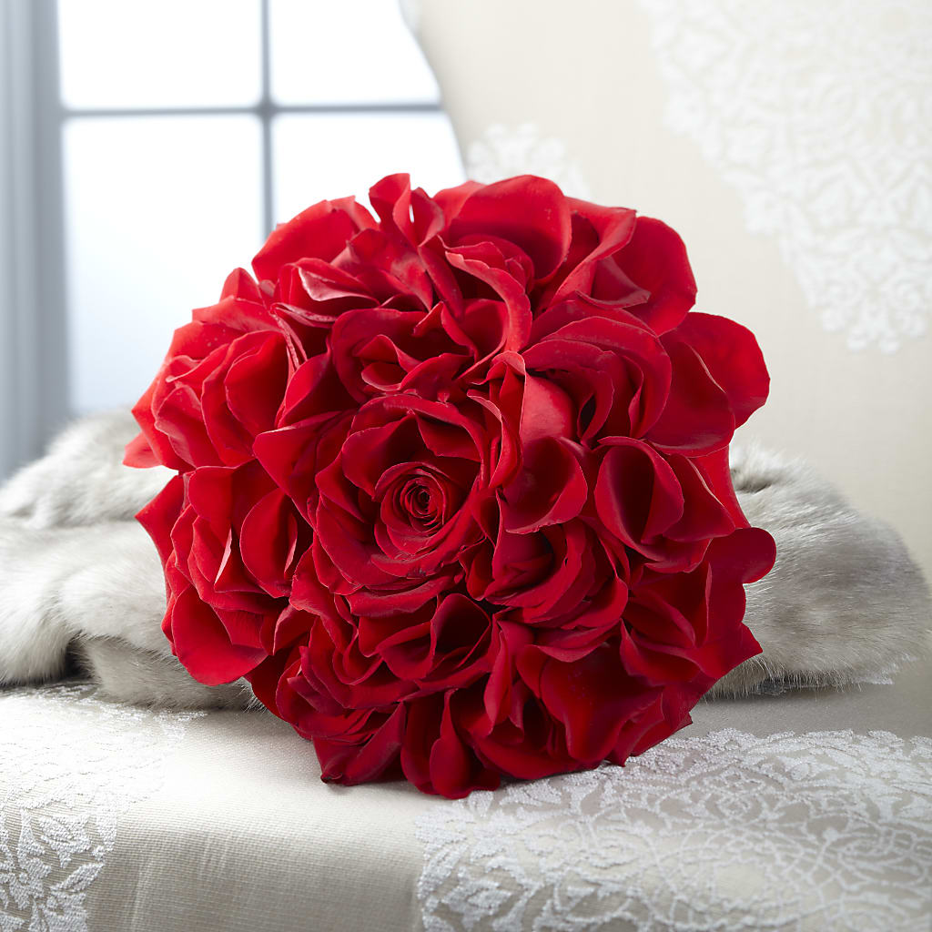 Composite Rose Bouquet – Main Street Floral, Superior NE