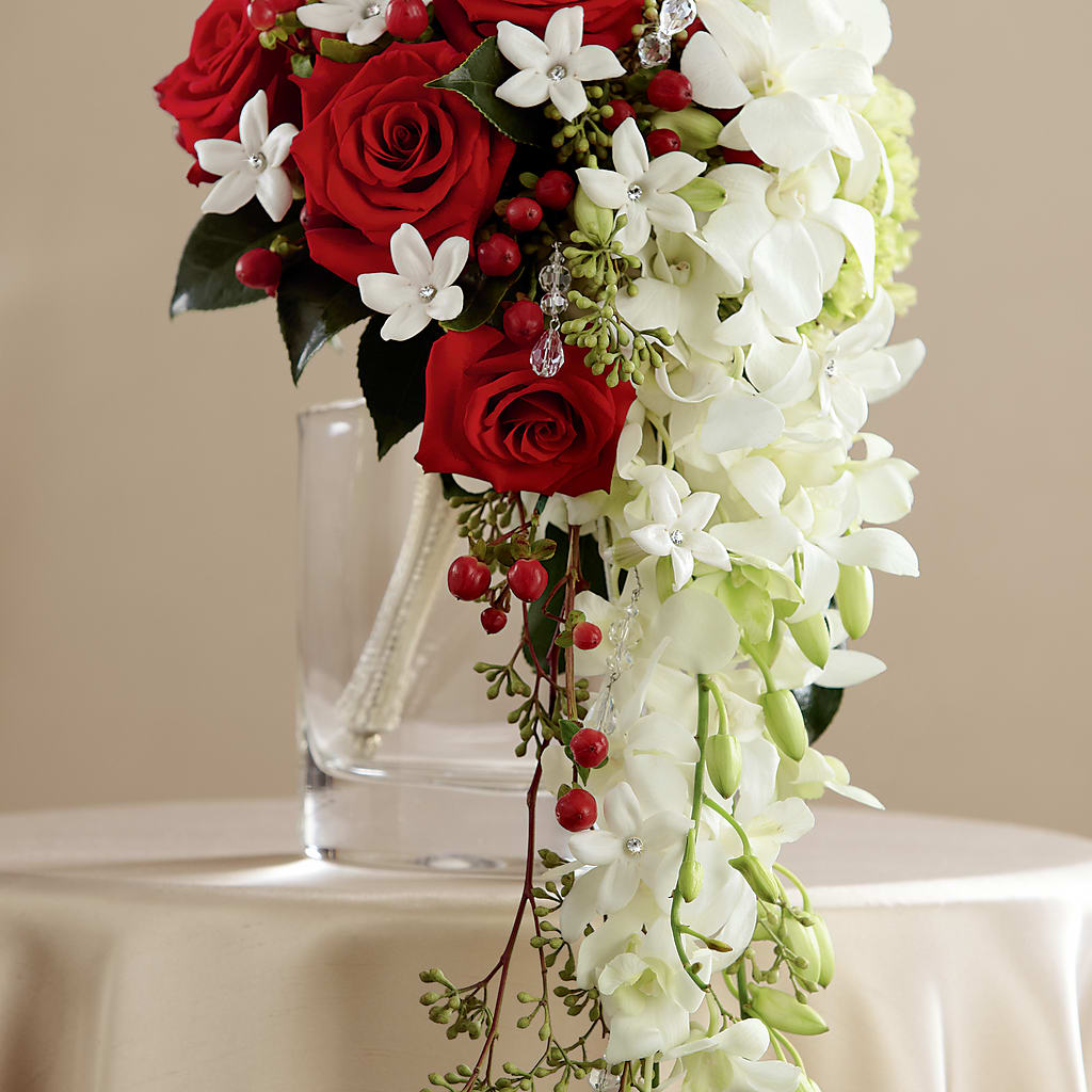 Here Comes the Bride Bouquet – Main Street Floral, Superior NE