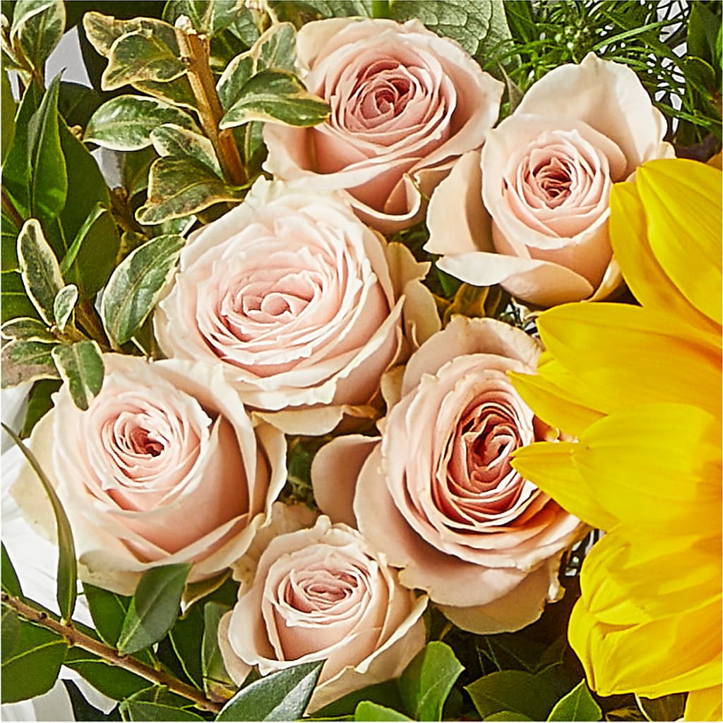 The Good Life Bouquet –  Main Street Floral, Superior NE