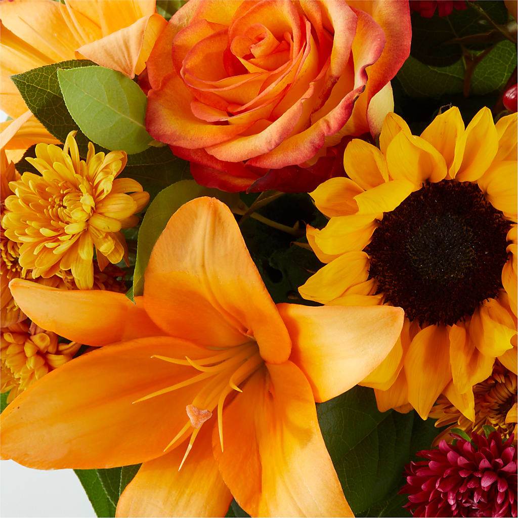 Grateful Centerpiece –  Main Street Floral, Superior NE